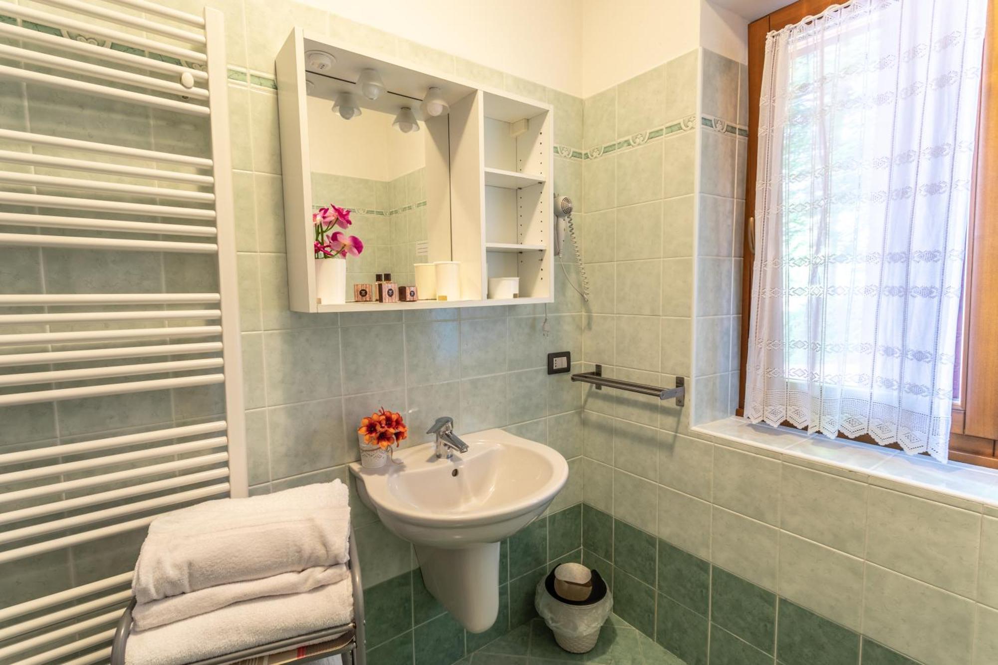 Le Terrazze Sul Lago - Ledro House Pieve Di Ledro Room photo